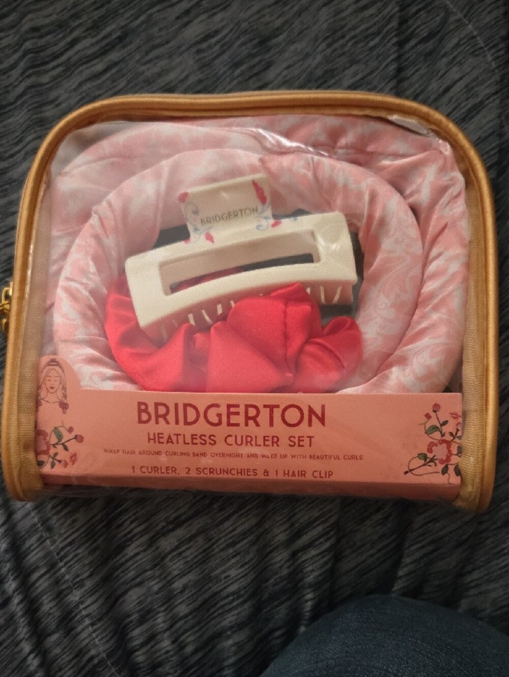 Bridgerton Heatless Curler Set - Pink & Red